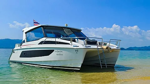 Fly — 36ft Aquila Charter Phuket to Koh Mai Thon/Maiton (Honeymoon Island)